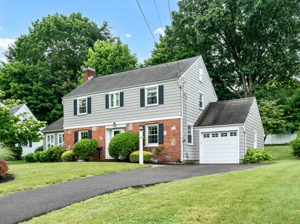 53 Farmingdale Road, Wethersfield, CT 06109