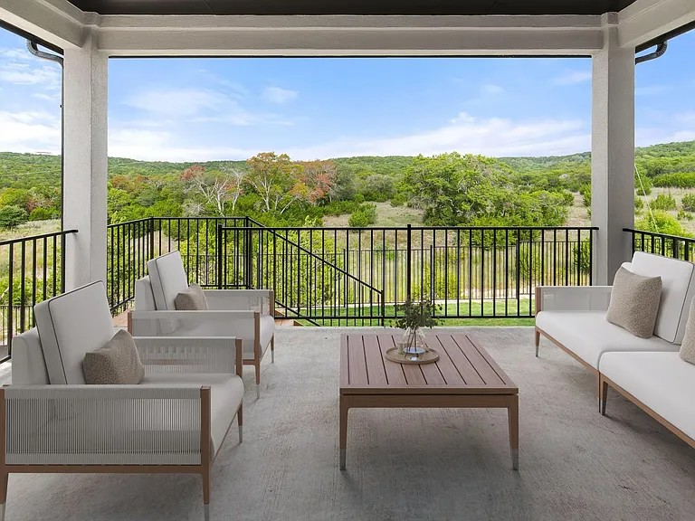 1045 Villa Rialto Vw — Photo 32