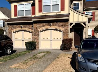 5576 Goose Pond Ln, Virginia Beach, VA 23455