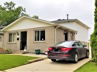 7725 W 62nd Pl, Summit, IL 60501