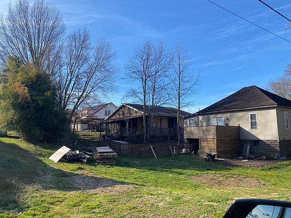 2nd image of 703 Tygart St