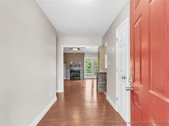 4th image of 229 Heartwood Dr