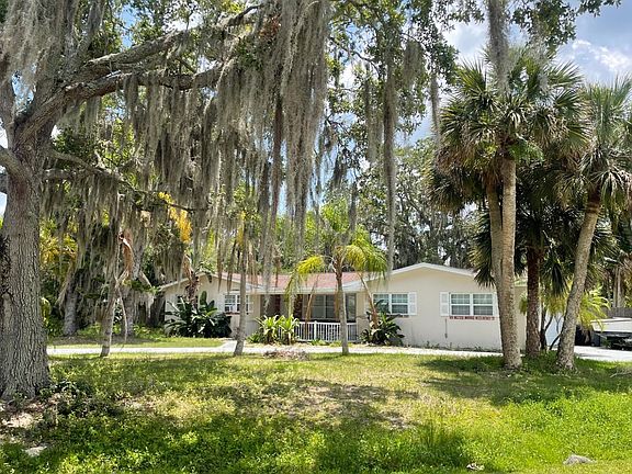 2nd image of 8101 Coquina Avenue