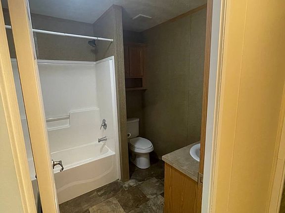 5th image of 326 Alpine Ln