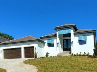 595 Sanctuary Golf Pl, Apopka, FL 32712