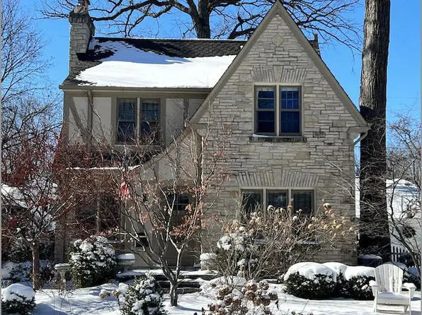 6041 North Kent AVENUE, Whitefish Bay, WI 53217