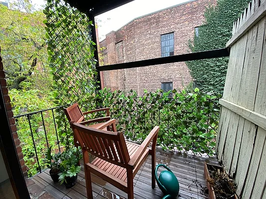 Rented by Village Living Realty | media 7