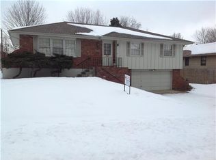 15406 E 37th Ter, Independence, MO 64055