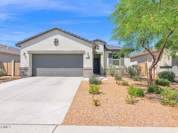 3rd image of 1172 W PARADISE Way