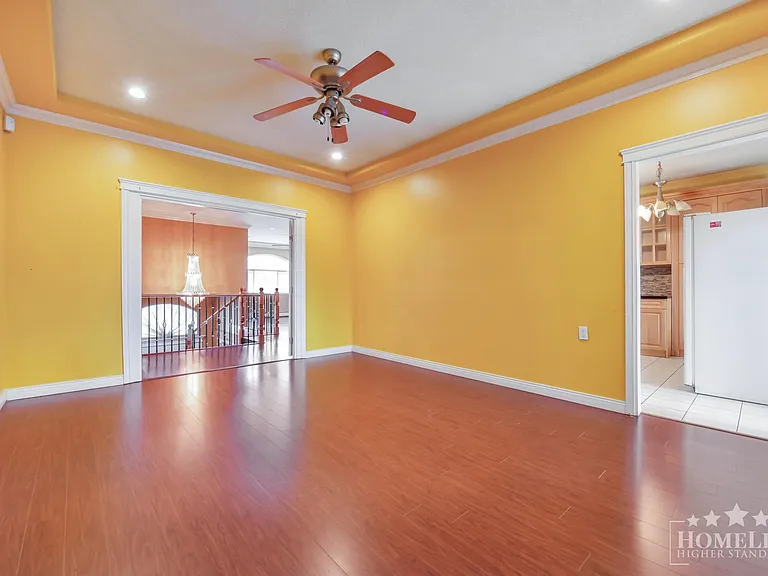13470 65a Ave #UPPER HOUSE — Photo 7