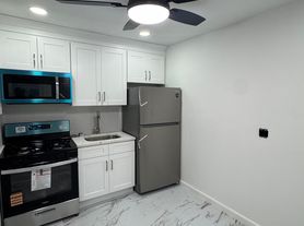 , Saint Albans, NY