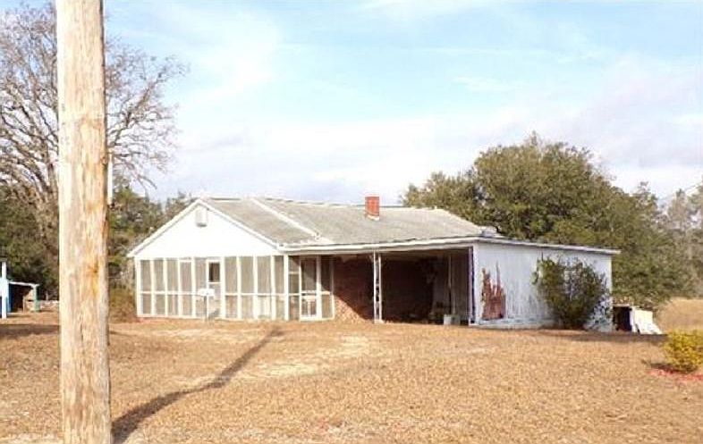 2nd image of 2205 Grants Mill Rd W