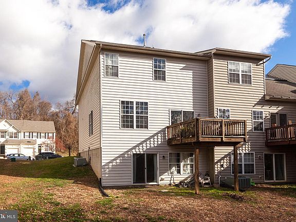 2nd image of 600 Rustic Ct