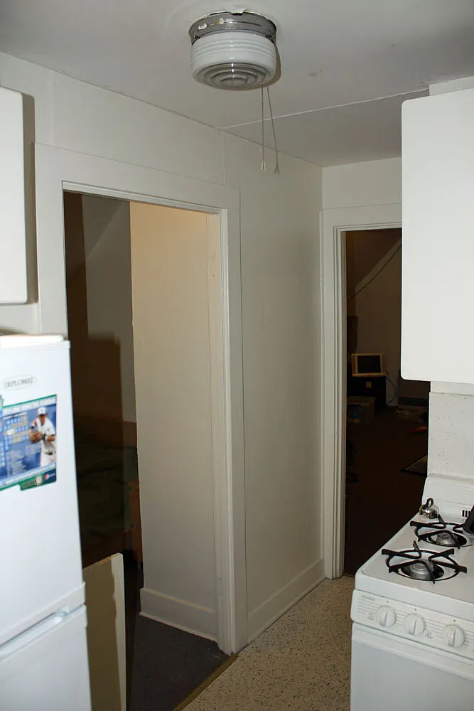 141 Mansfield Ave — Photo 2