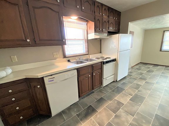 5th image of 3311 S 20th St APT B