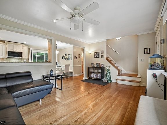 4th image of 48 Merkel Dr