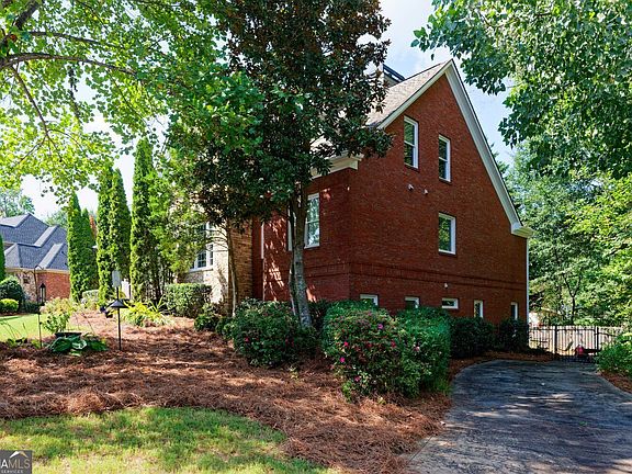 3rd image of 2721 Rustling Pines Ct