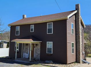 12379 Maple Ln, Huntingdon, PA 16647