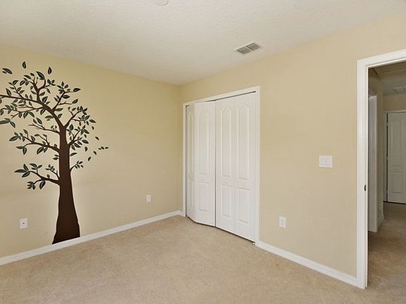 3rd image of 1110 Twin Trees Ln