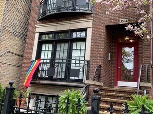 3504 N Fremont St, Chicago, IL 60657