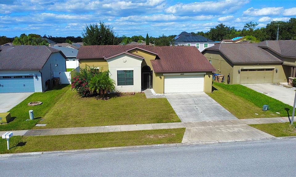 1st image of 4643 DORAL PARK AVENUE