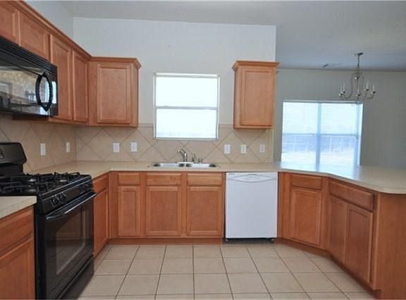 5th image of 18131 June Oak St