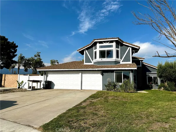 1512 W Sunnyview Dr, Rialto, CA 92377
