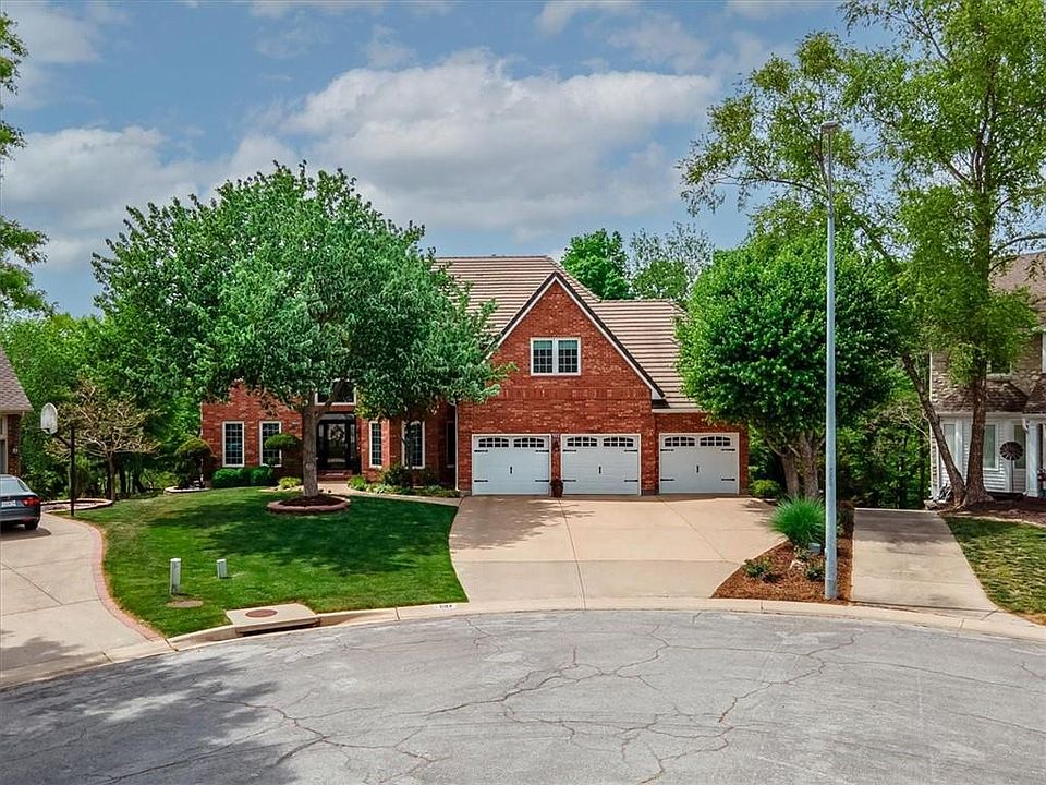 984 NW High Point Dr, Lees Summit, MO 64081 Zillow
