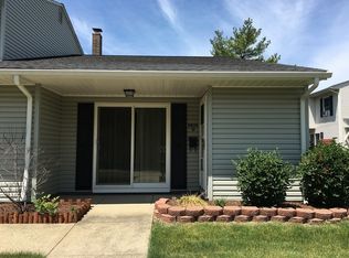 6826 Colonial Dr APT D, Mentor, OH 44060
