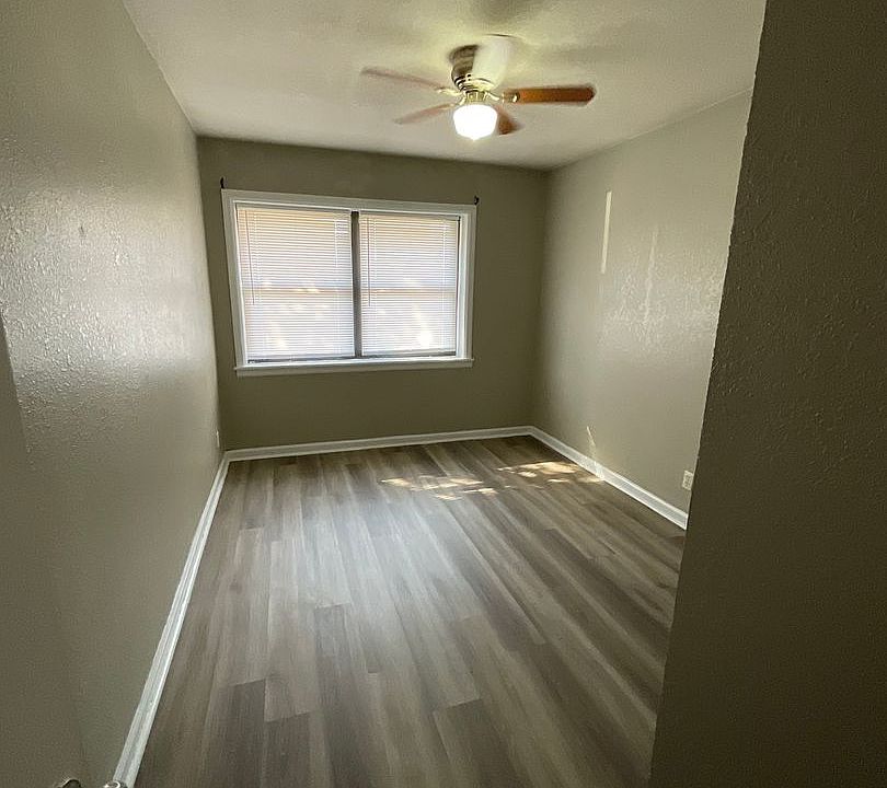 126 E 13th Baxter Springs 126 E 13th St Baxter Springs KS Zillow