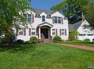 108 East Ave, Park Ridge, NJ 07656