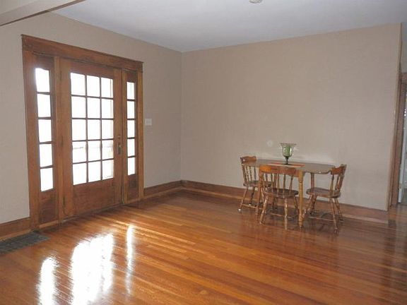 Dining area with shining hardwood floor