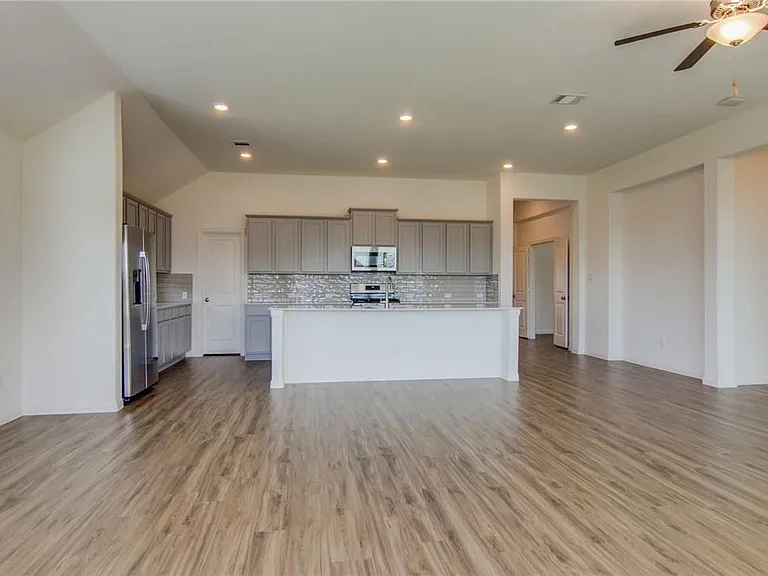 244 Glen Arbor Dr — Photo 11