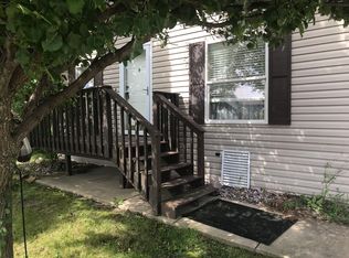 756 Mallard Cir #A, Sandwich, IL 60548