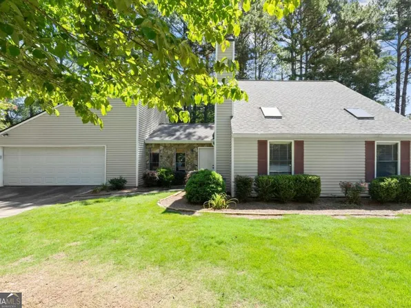 2272 Macby Dr, Marietta, GA 30066