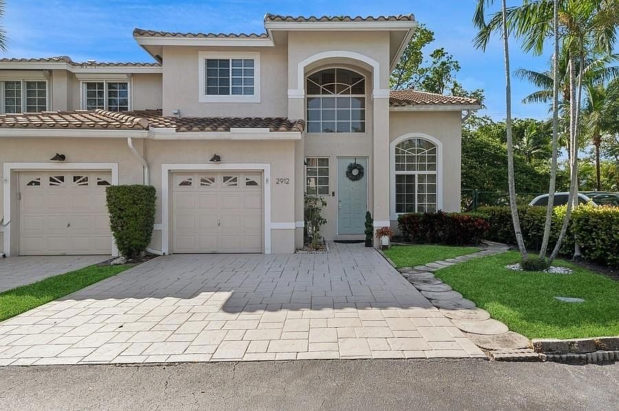 1st image of 2912 S Port Royale Lane