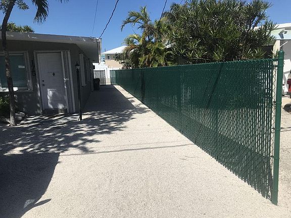 6' Privacy fencing
