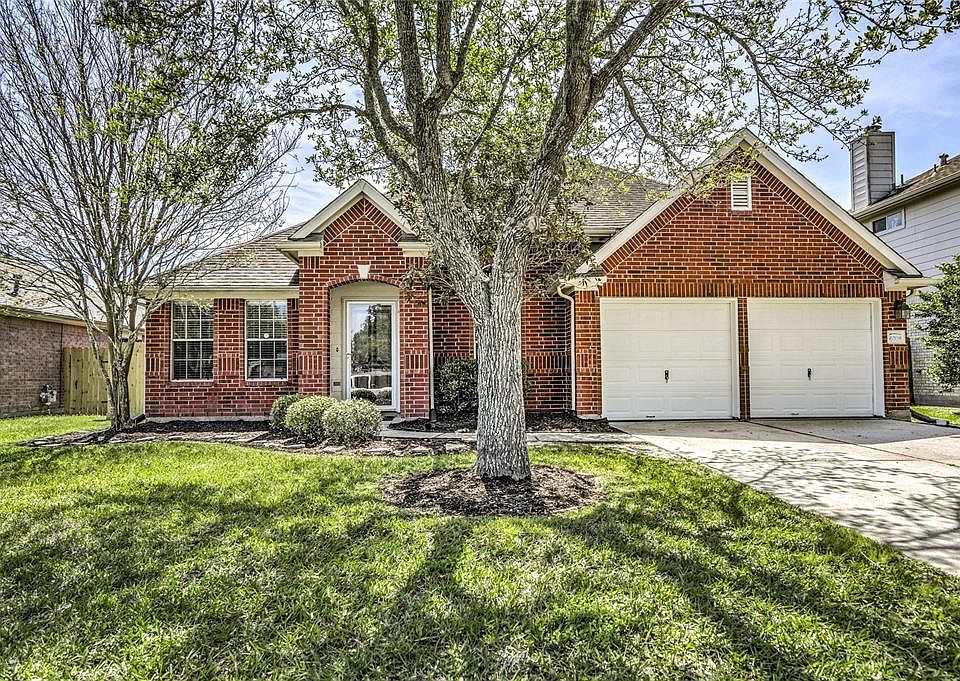 1st image of 6708 Old Oaks Blvd