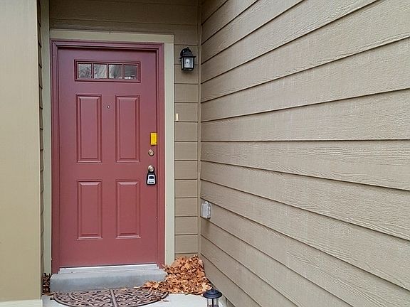 3rd image of 13527 S Skipperling Ln