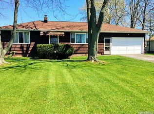 6747 Townline Rd, North Tonawanda, NY 14120