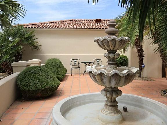 Courtyard-Fountain