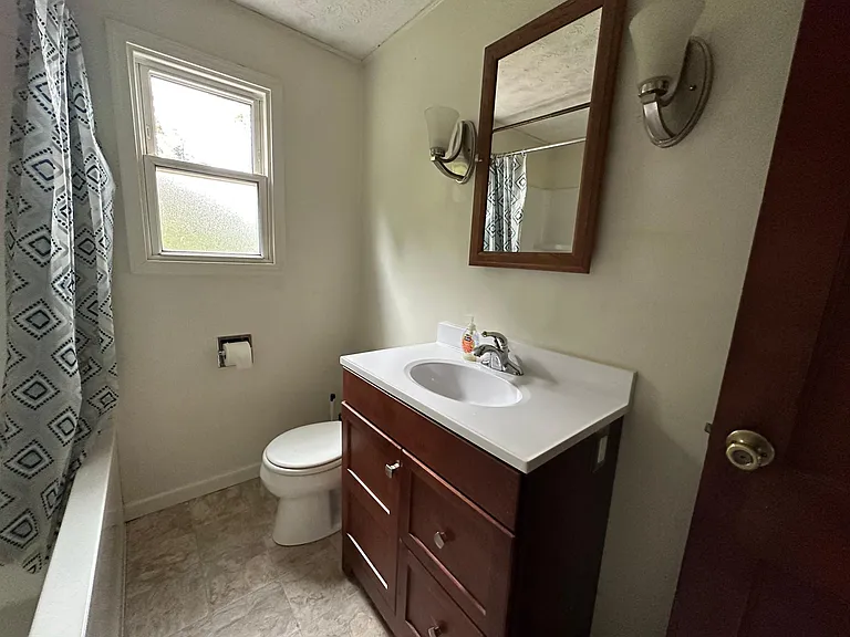 3225 Philmore Ave — Photo 13