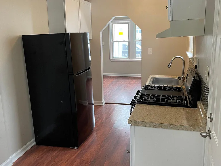 8419 Republic Ave — Photo 10