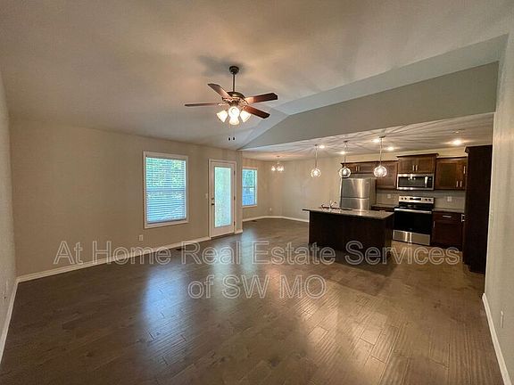 2nd image of 1210 N Culpepper Ave