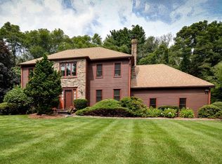 11 Parmenter Rd, Framingham, MA 01701