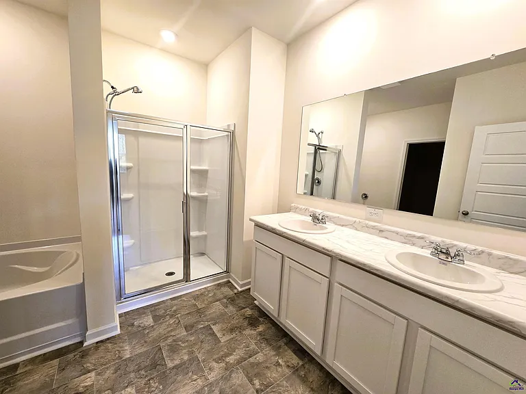 103 Ike Ct — Photo 23