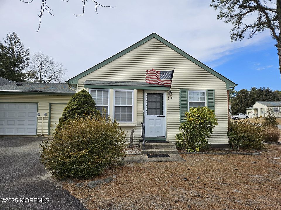1st image of 17b Penwood Drive