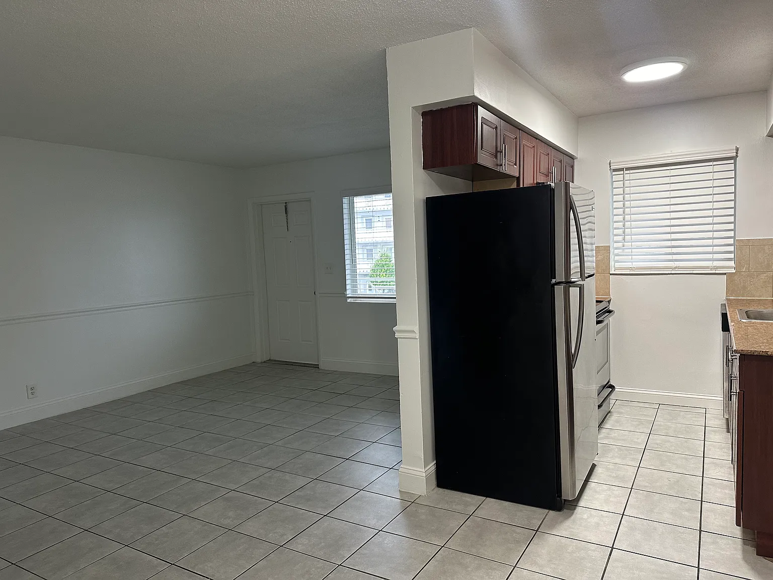1 bed, 700 sqft, $1,895 — Photo 3