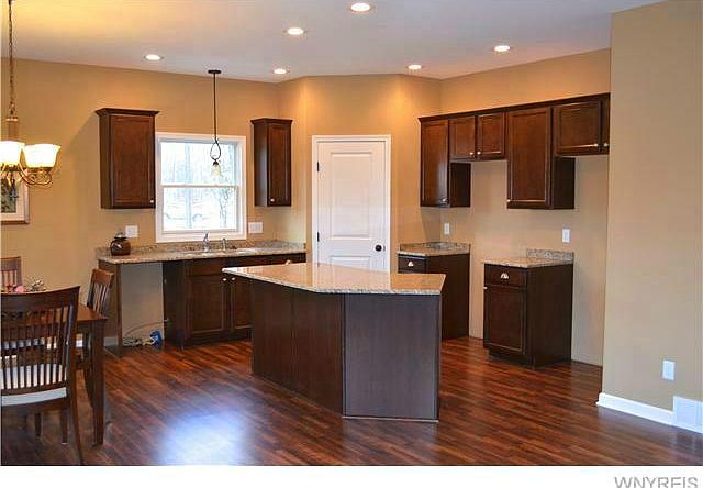 2nd image of 3012 E Pleasant Ave