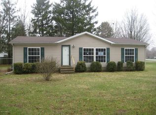 2320 Stratton Rd, Benton Harbor, MI 49022